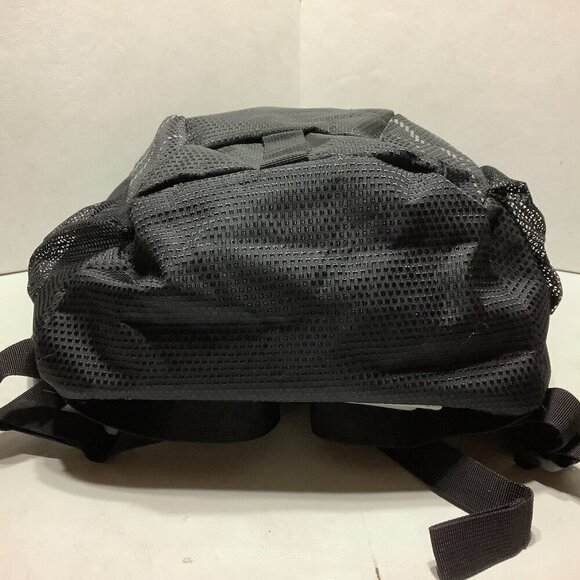 Oakley #92604 Backpack Black Labatt Blue Imported Embordered Front 18" x 12" - Picture 7 of 10